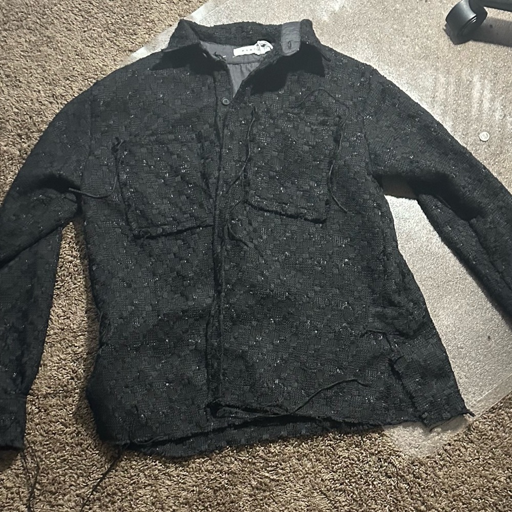 BLACK MNML DISTRESSED FLANNEL